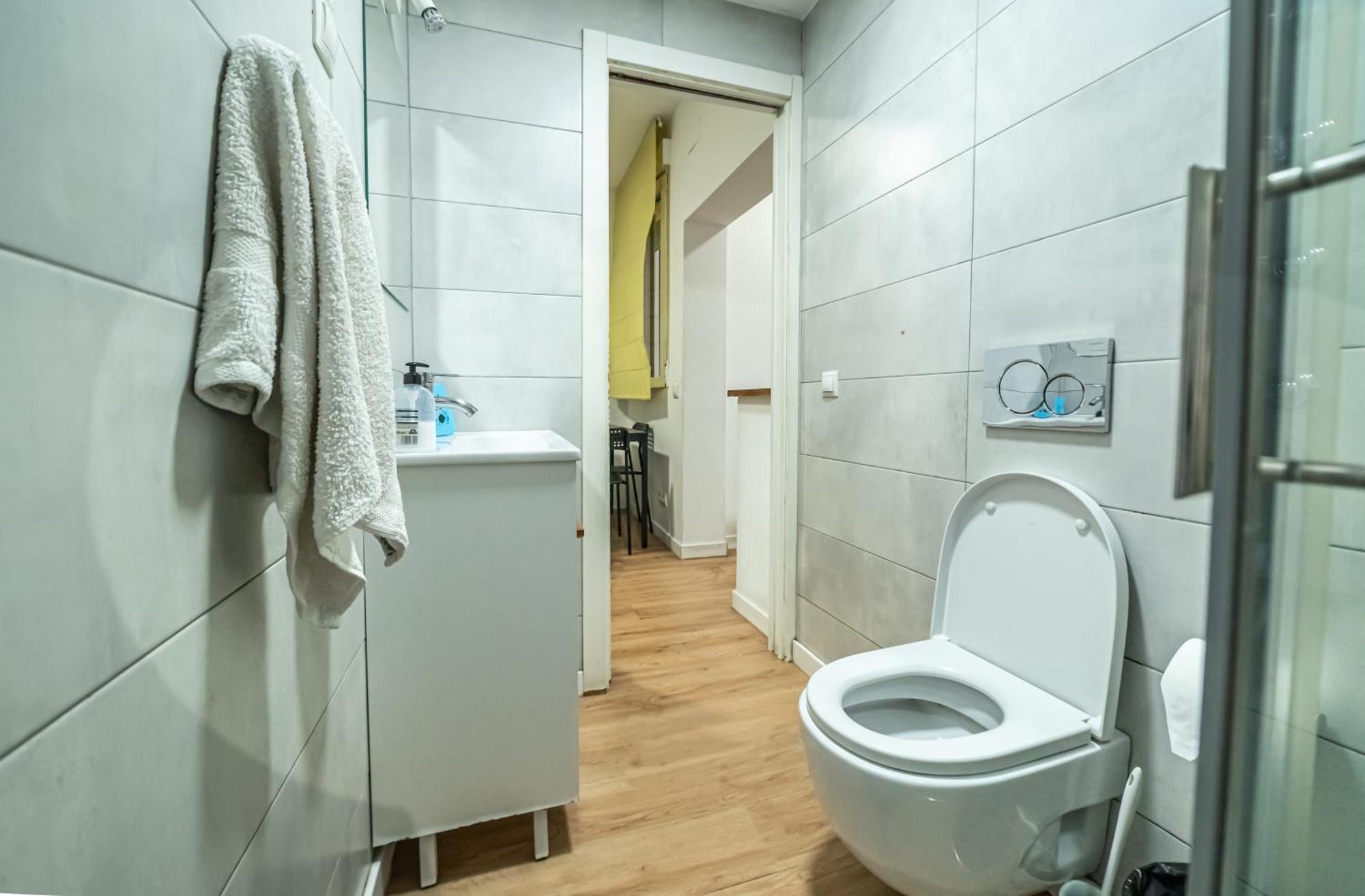 New Flat , Modern , Wifi, 10Min Sol, 5 Reina Sofia Apartment Madrid Ngoại thất bức ảnh