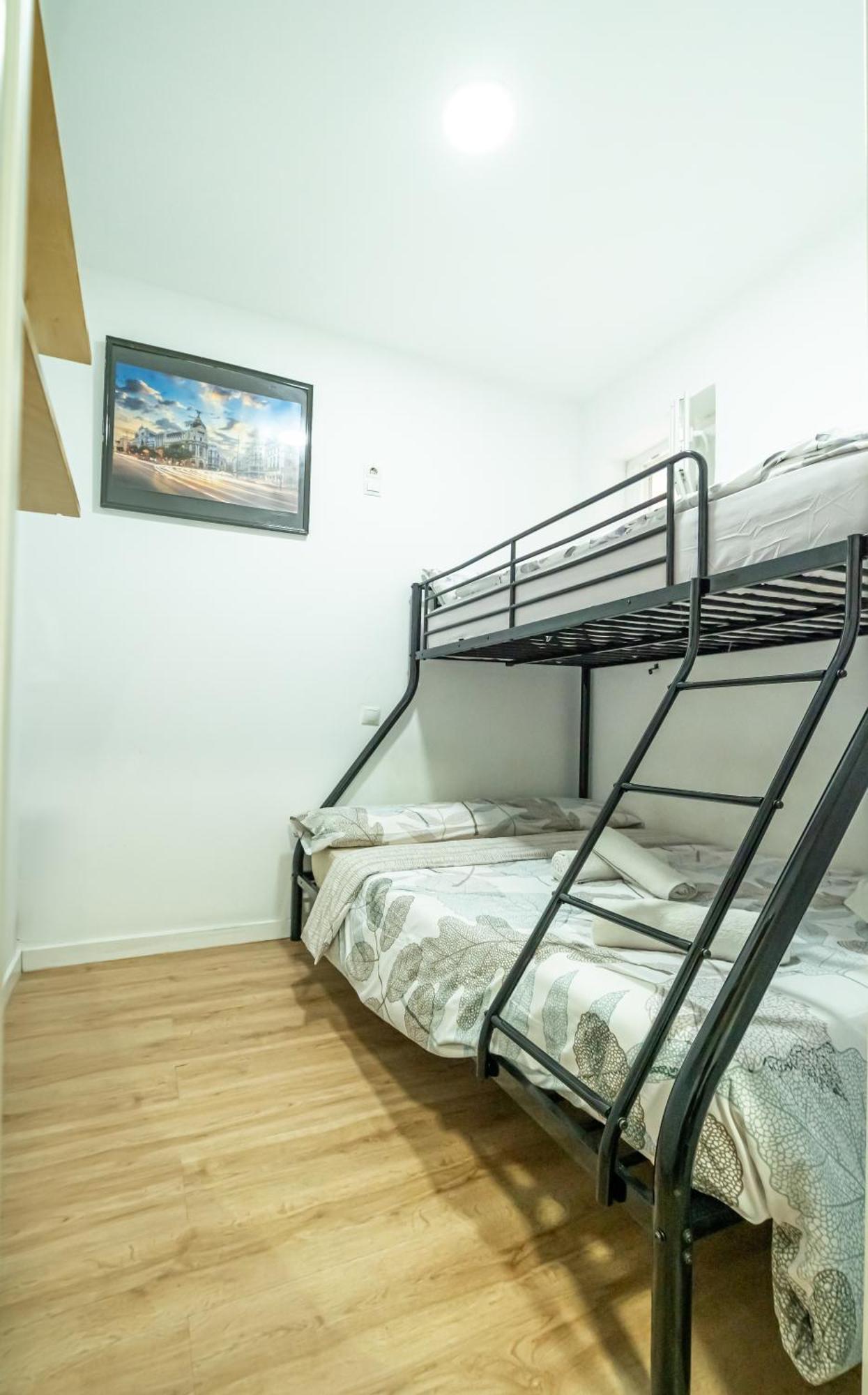 New Flat , Modern , Wifi, 10Min Sol, 5 Reina Sofia Apartment Madrid Ngoại thất bức ảnh